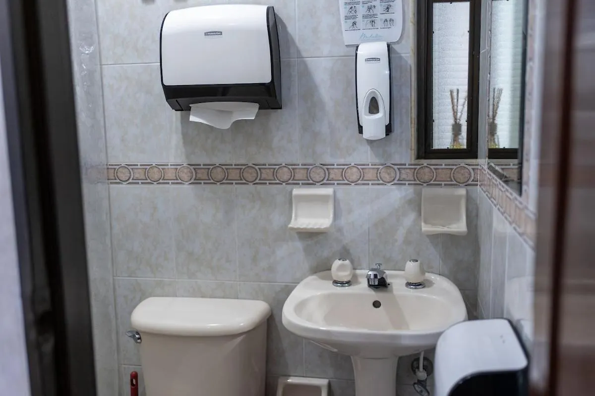 Casa Laurel Hospedaje Boutique Alojamiento Completo Medellín Colombia
